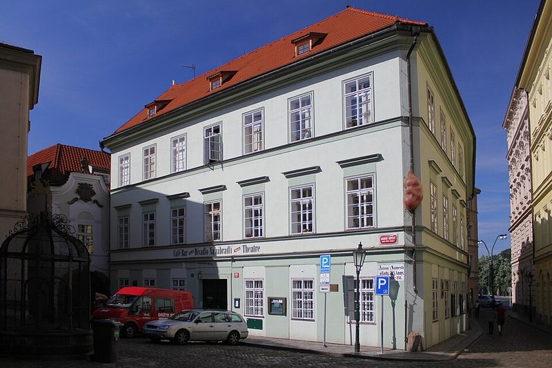 Divadlo Na zábradlí na Anenském náměstí v Praze