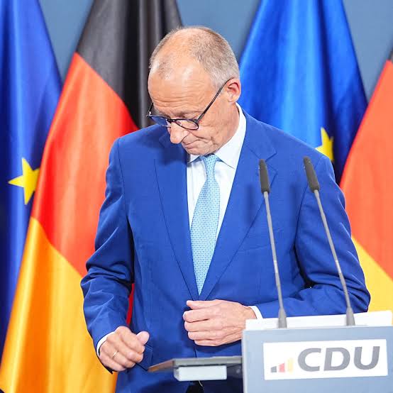 Friedrich Merz na tiskové konferenci CDU po volebním večeru